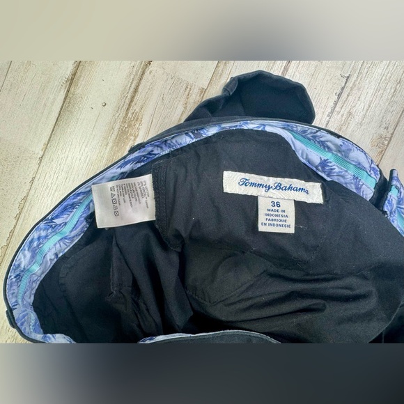 Tommy Bahama Chino Shorts Men's 36 Performance Athletic Black - Picture 6 of 9